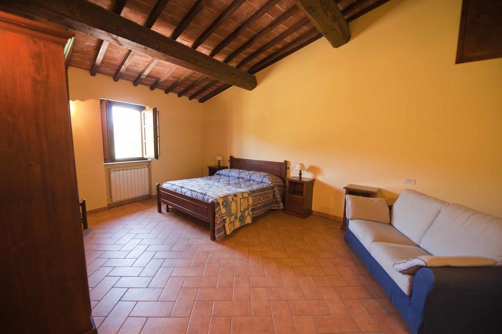Agriturismo Tenuta Di Biscina Ngoại thất bức ảnh