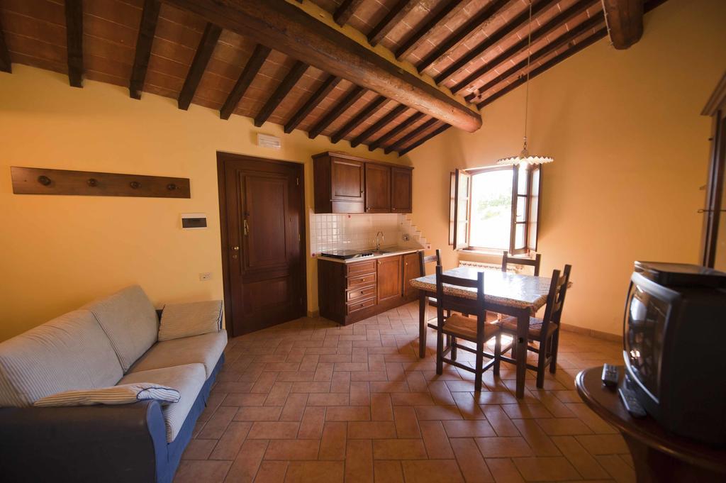 Agriturismo Tenuta Di Biscina Ngoại thất bức ảnh
