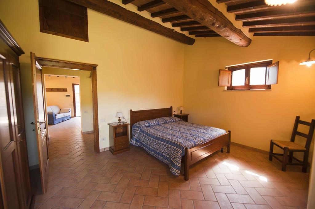 Agriturismo Tenuta Di Biscina Ngoại thất bức ảnh