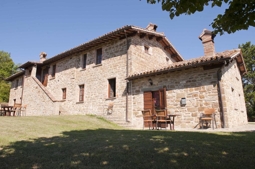 Agriturismo Tenuta Di Biscina Phòng bức ảnh